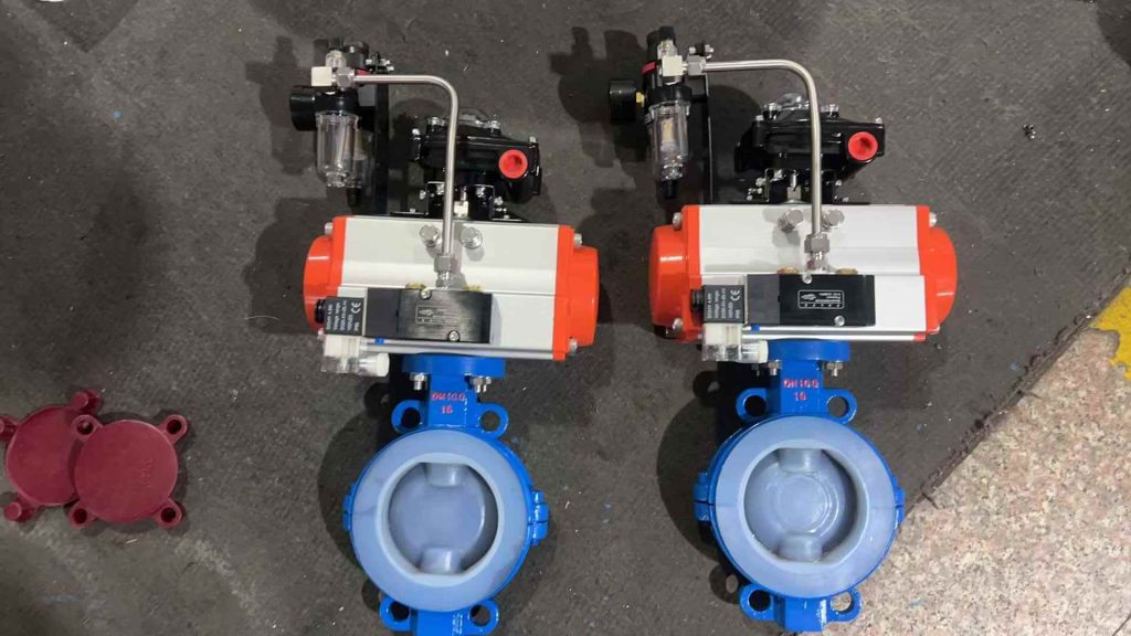 Pneumatic-rubber-lined-butterfly-valve